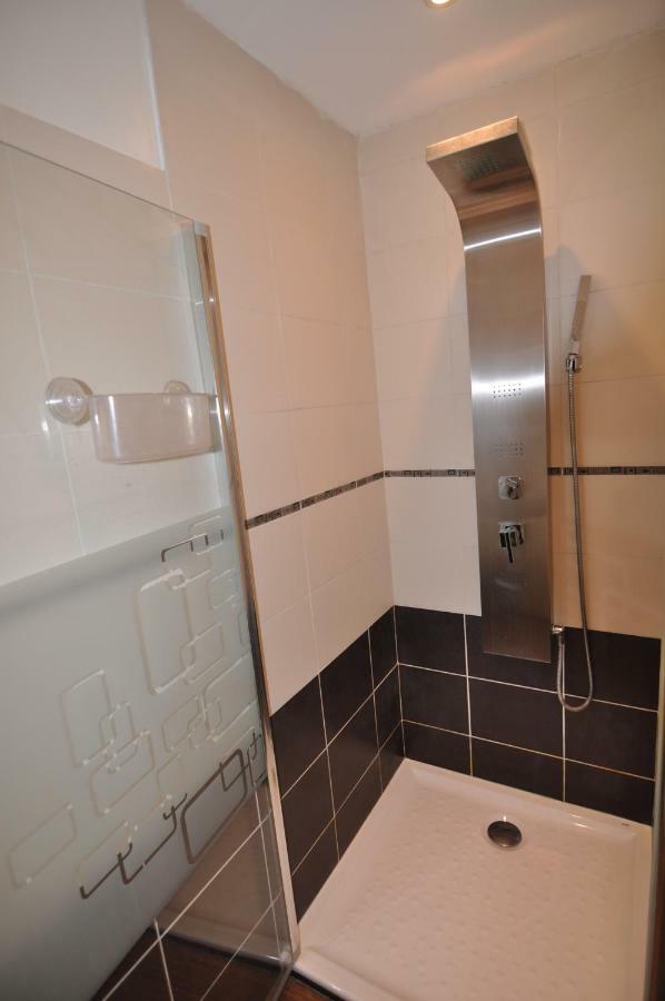 Cosy One-Bedroom Apartment -Stayinantibes- Le Cosy Kültér fotó